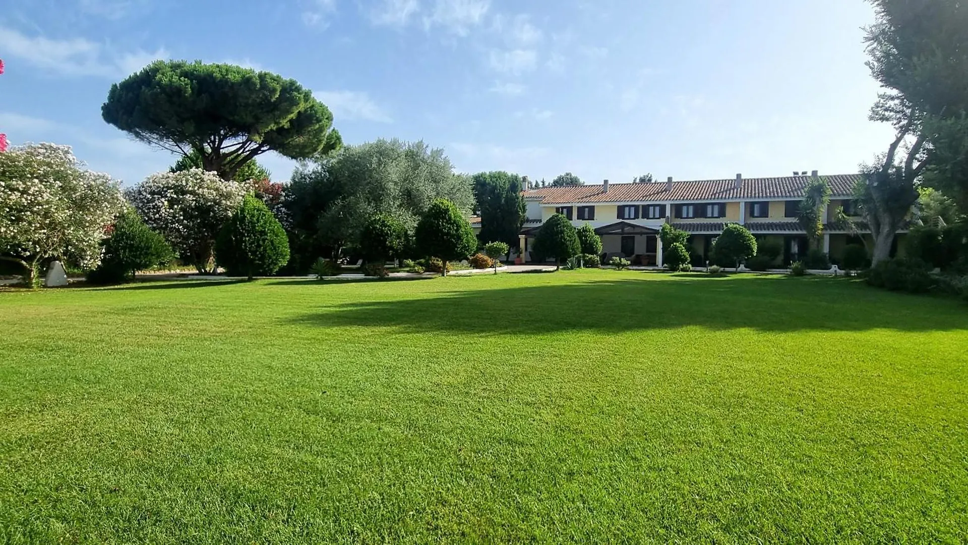 Hotel Is Benas Country Lodge San Vero Milis